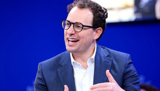 重磅！Anthropic Cowork升级：AI智能体重塑15万亿美元知识工作市场