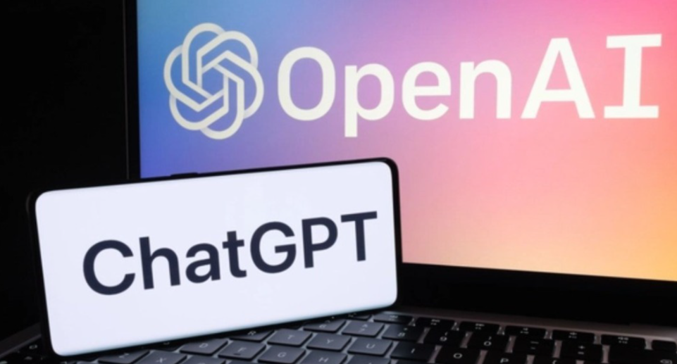 OpenAI“贴脸开大”：GPT-5.3 Instant连夜上线
